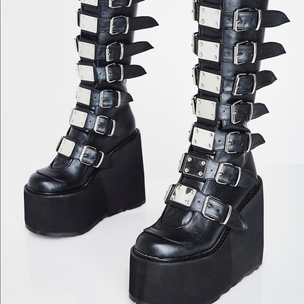 Demonia Trinity Boots